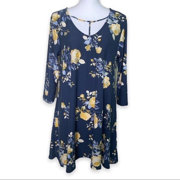 Rue21 3/4 Sleeve Floral Dress Size XL - Picture 1 of 3